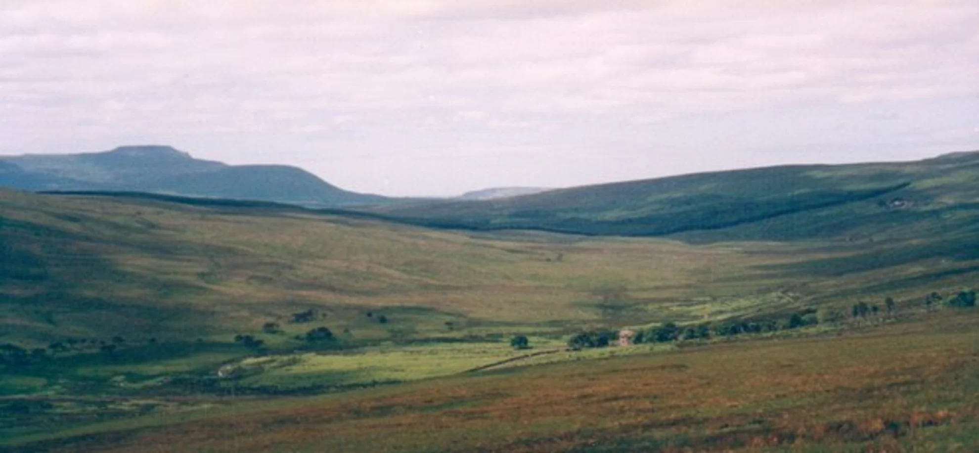 An image depicting the trail Buckden to Ribblehead Walk and its surrounding area.