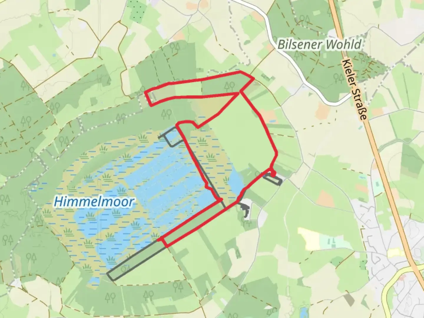 An image depicting the trail Moorlehepfad and Bilsbek Loop and its surrounding area.