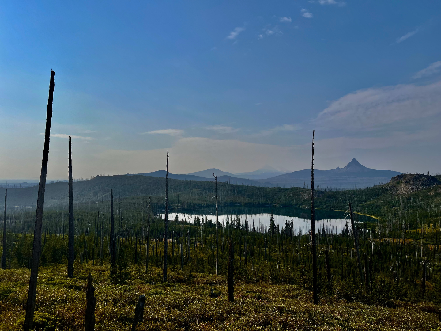 An image depicting the trail Square Lake via Old Summit Trail and its surrounding area.