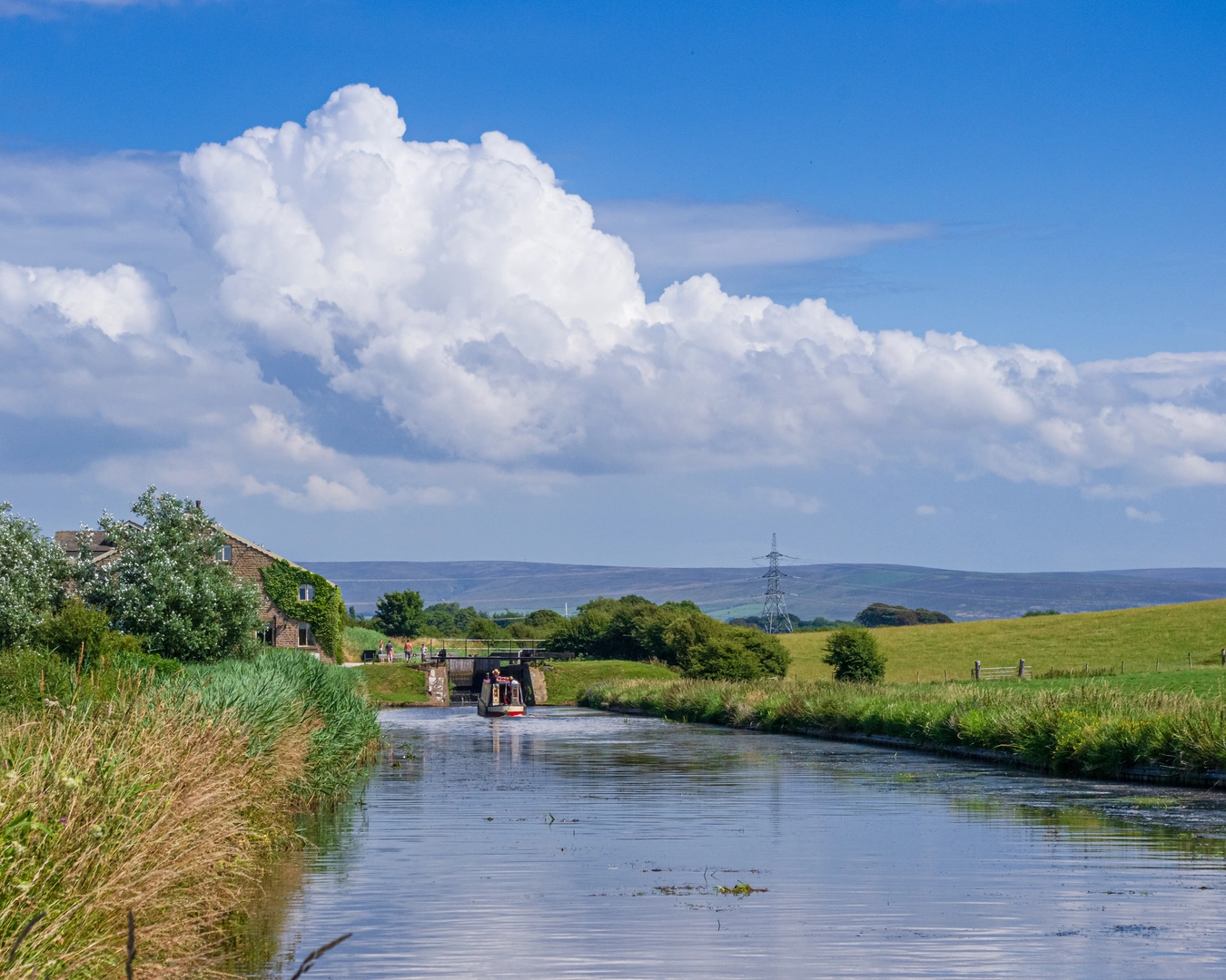 An image depicting the trail Lancashire's Northern Loop Walk and its surrounding area.