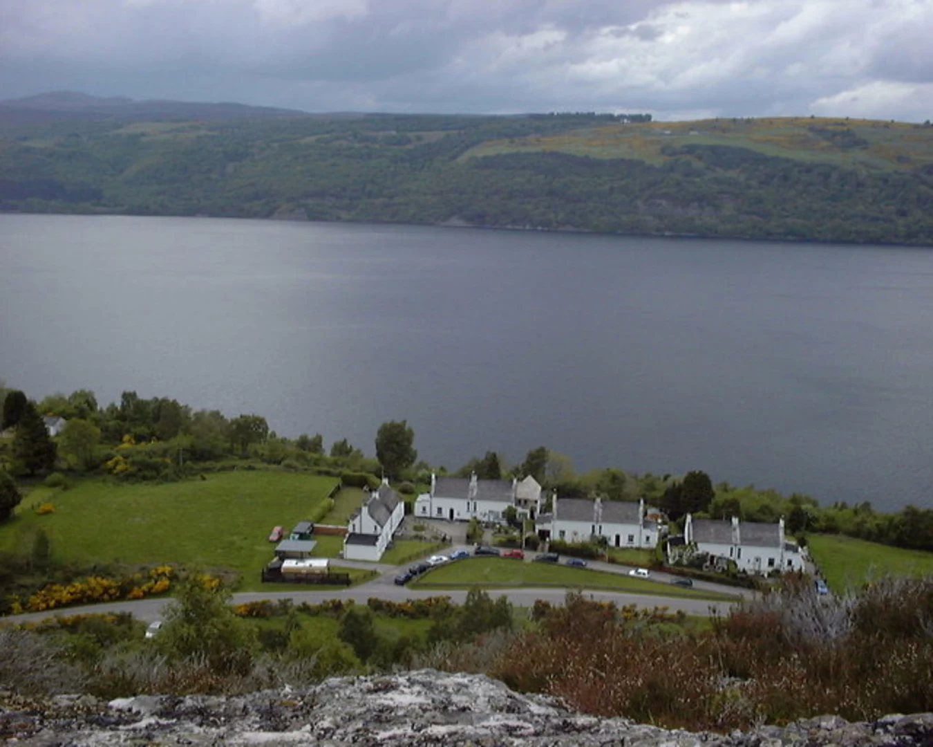 An image depicting the trail Lochan Tòrr an Tuill Loop Trail from Loch Ness and its surrounding area.