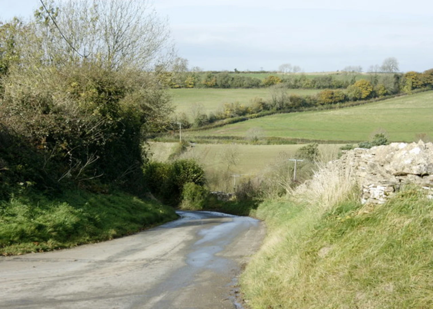 An image depicting the trail Circular Walk to St Catherine’s Valley and its surrounding area.