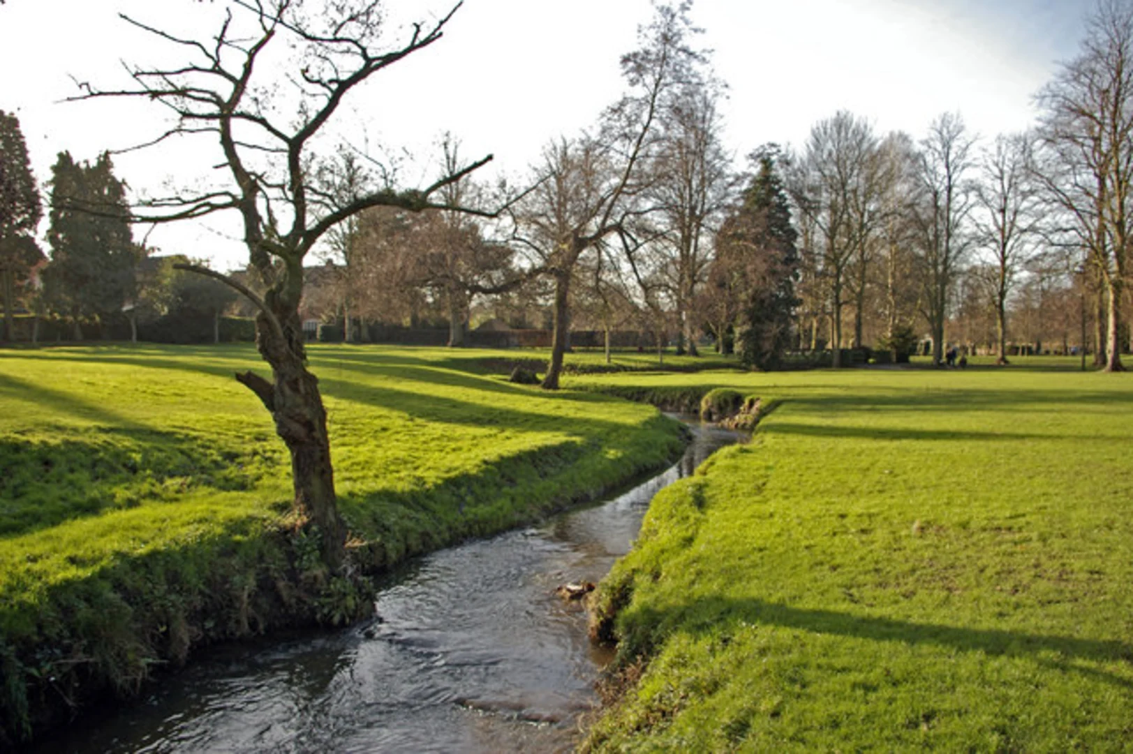 An image depicting the trail Selly Oak and Bournville Circular Walk and its surrounding area.