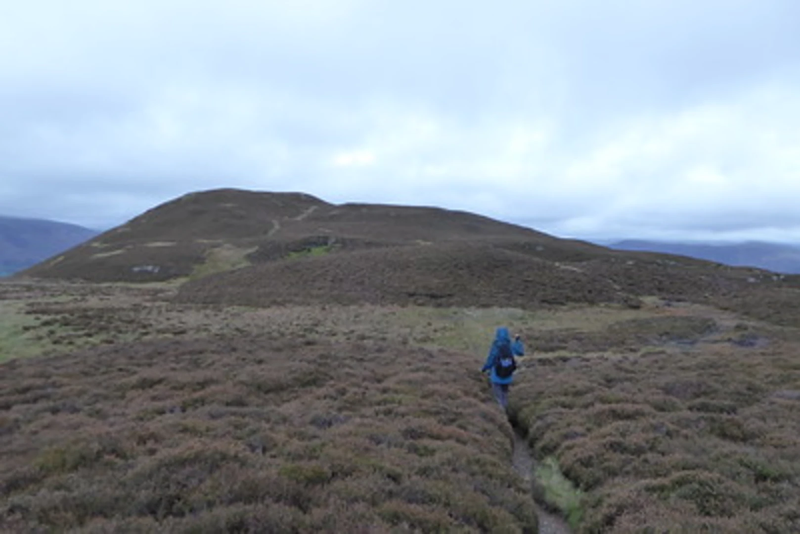 An image depicting the trail Grisedale Pike, Hopegill Head, Crag Hill and Barrow Loop via Braithwaite and its surrounding area.