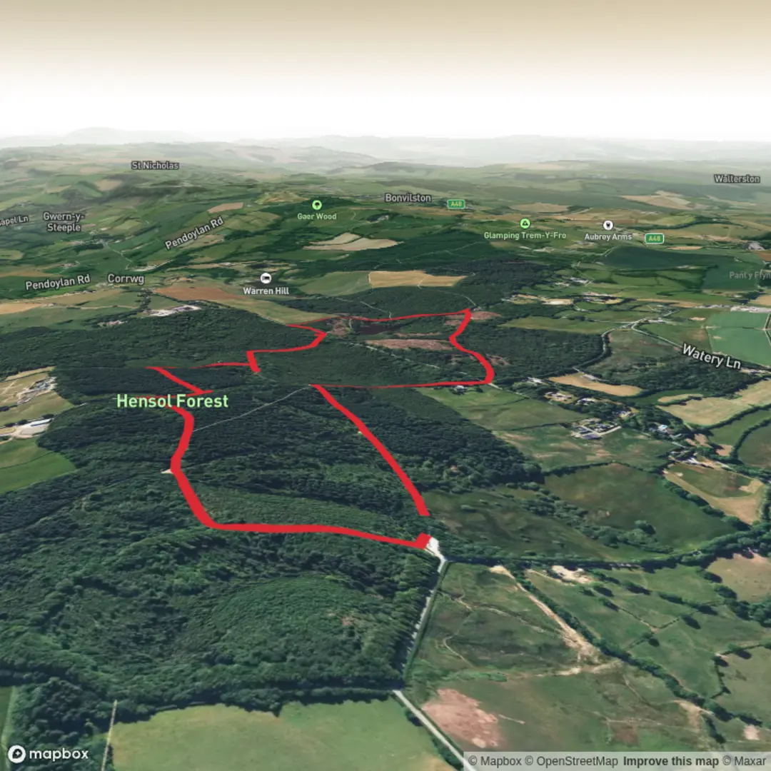 An image depicting the trail Hensol Woods Loop via Psygodlyn Mawr and its surrounding area.
