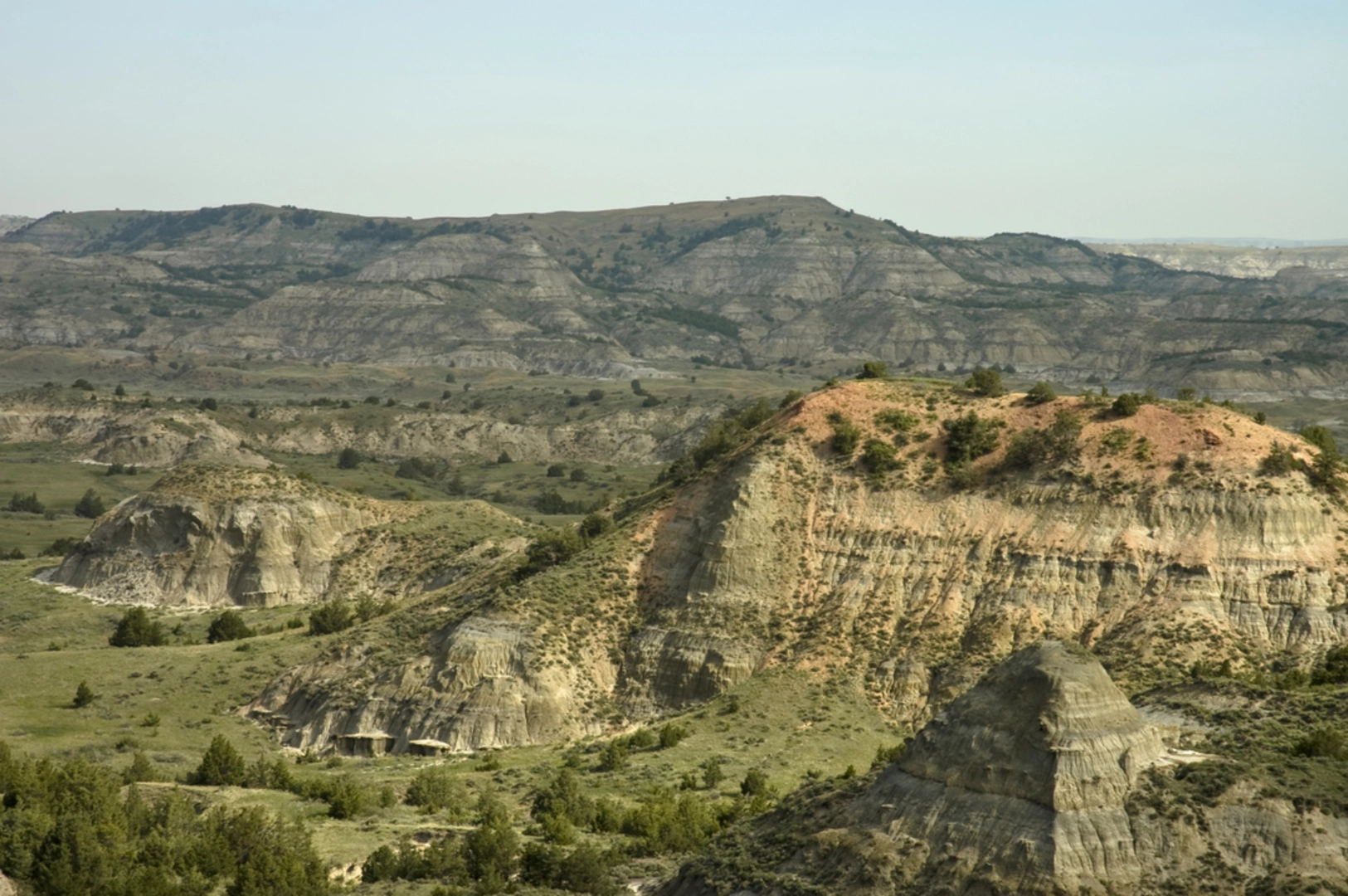 An image depicting the trail Painted Canyon Trail and its surrounding area.