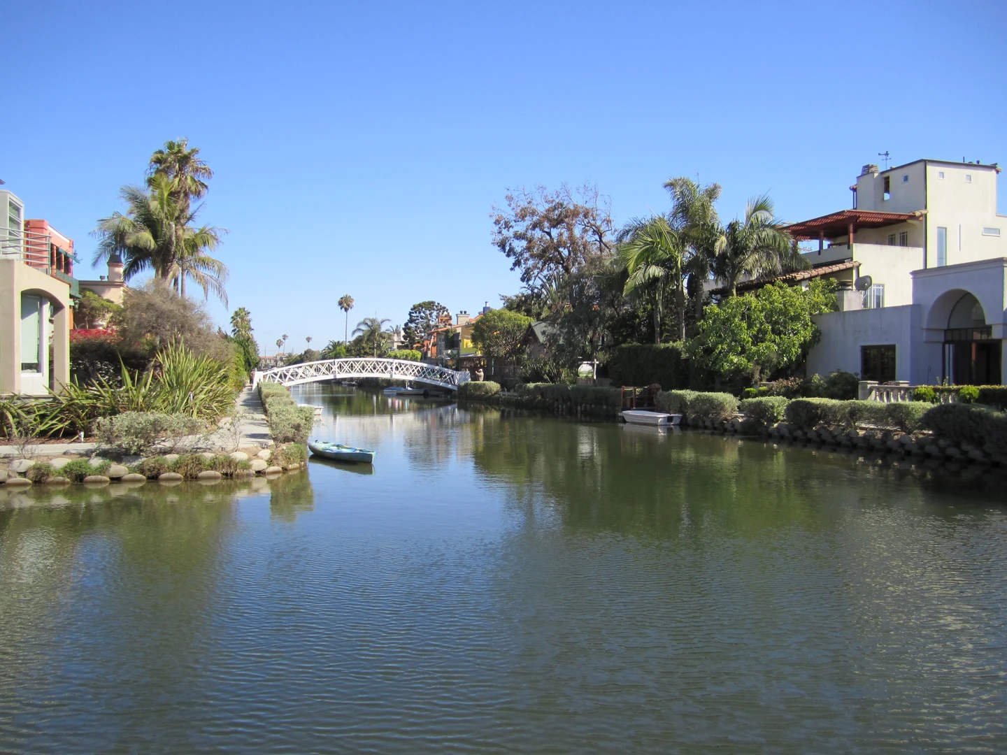 An image depicting the trail Grand Canal Walk and its surrounding area.