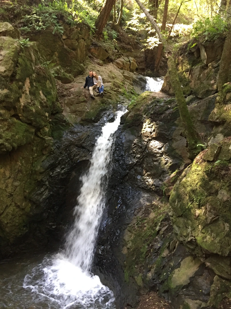 An image depicting the trail Cascade Falls and its surrounding area.
