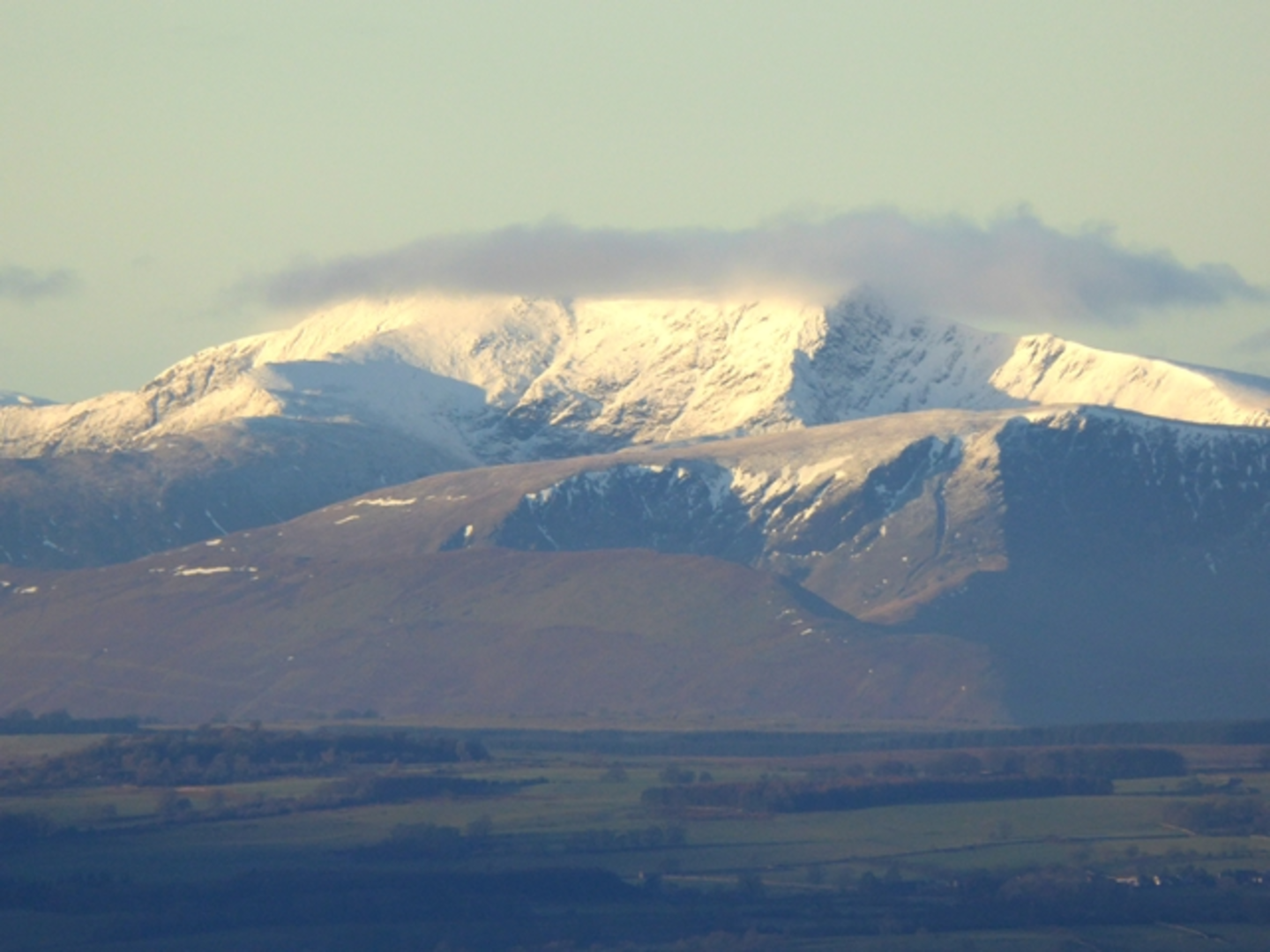 An image depicting the trail Bowscale Fell, Bannerdale Crags and Blencathra Peak Loop from Mungrisdale and its surrounding area.