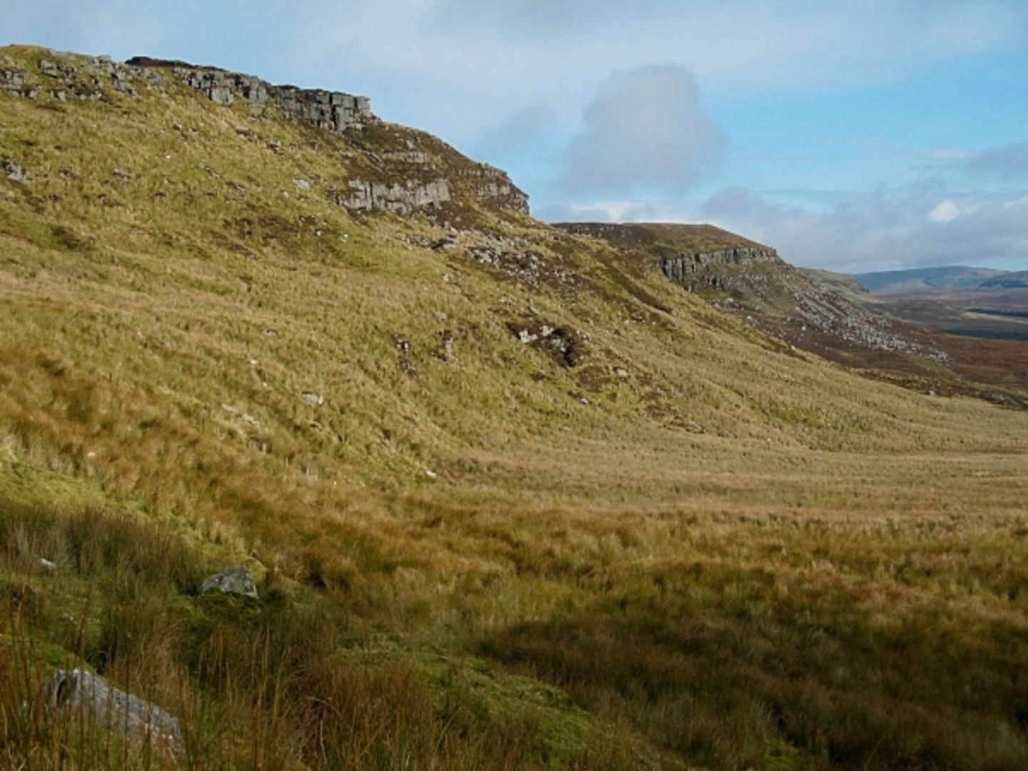 An image depicting the trail Glangevlin to Slieve Anierin Mountain Walk and its surrounding area.