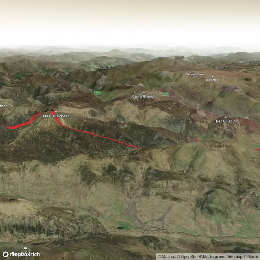An image depicting the trail Glas Tulaichean from Spit Glanshee and its surrounding area.