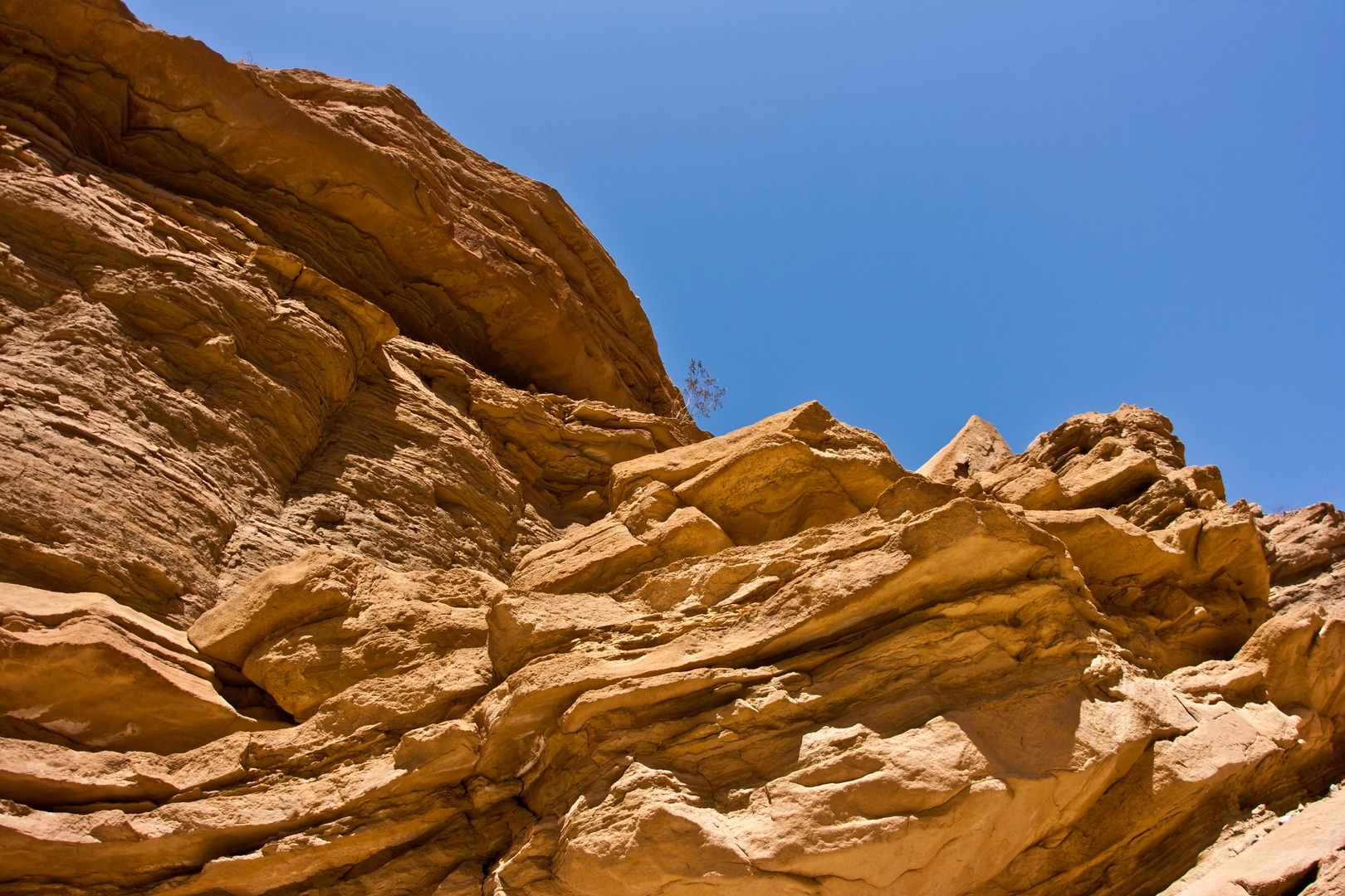 An image depicting the trail Fish Creek Wash and Split Mountain Hike and its surrounding area.