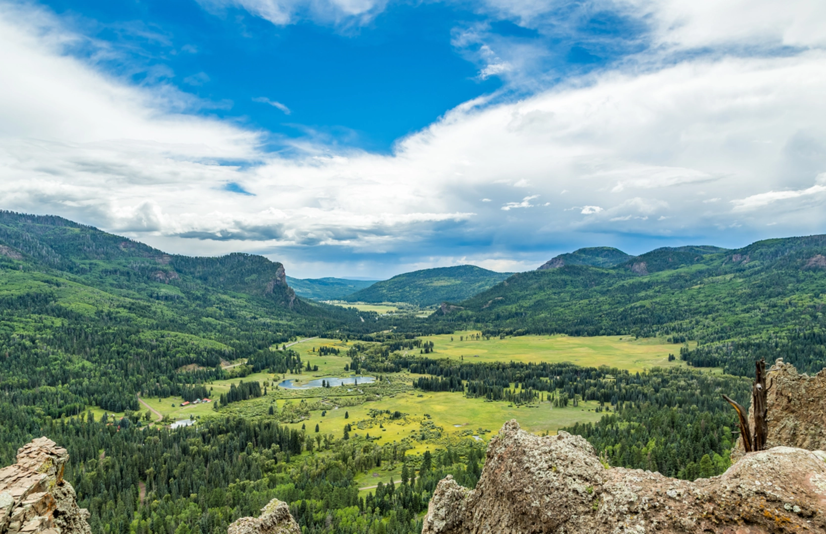 An image depicting the trail Willow Draw Trail and its surrounding area.