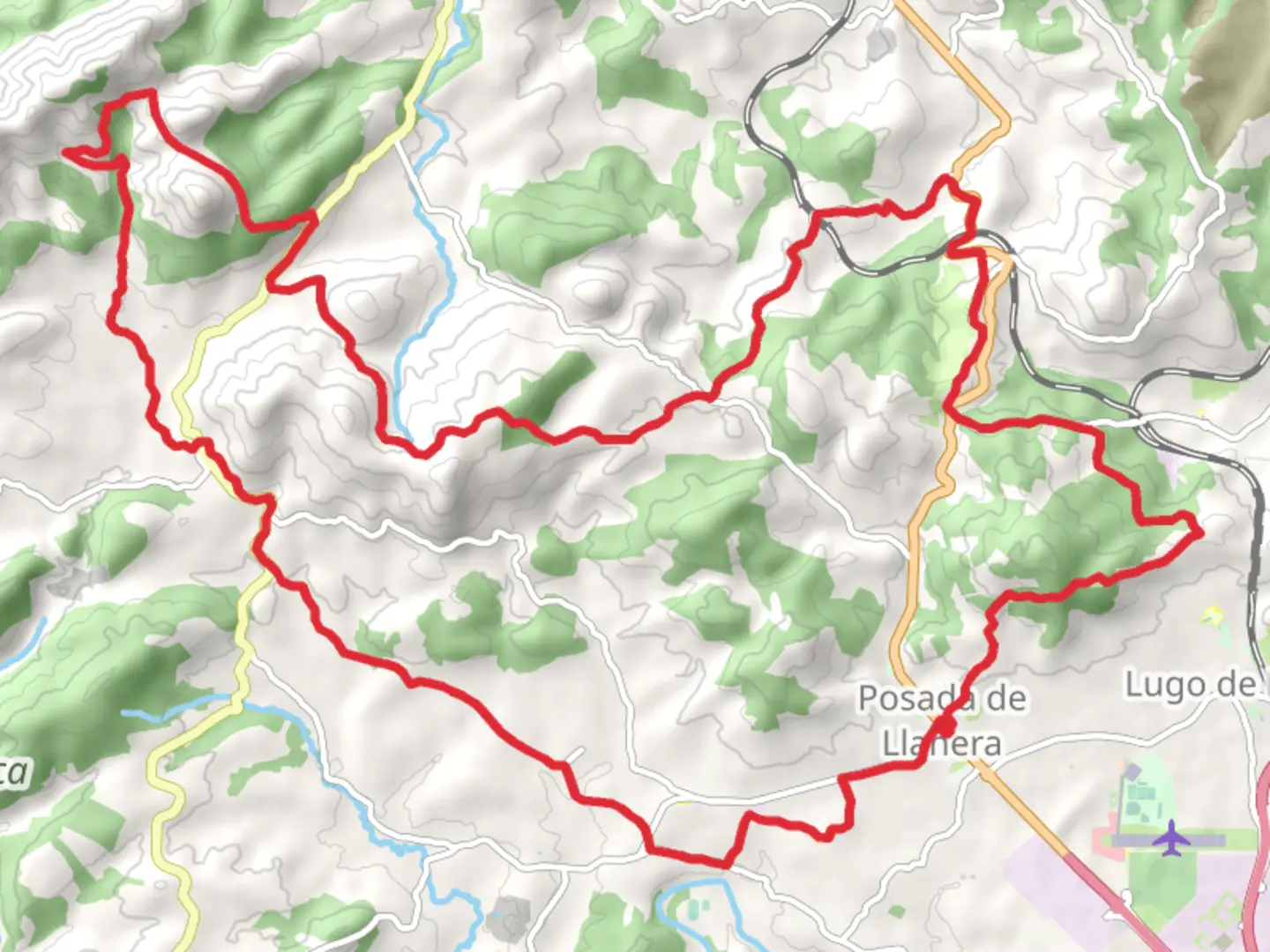 An image depicting the trail GR 200 Los Palacios de Llanera and its surrounding area.