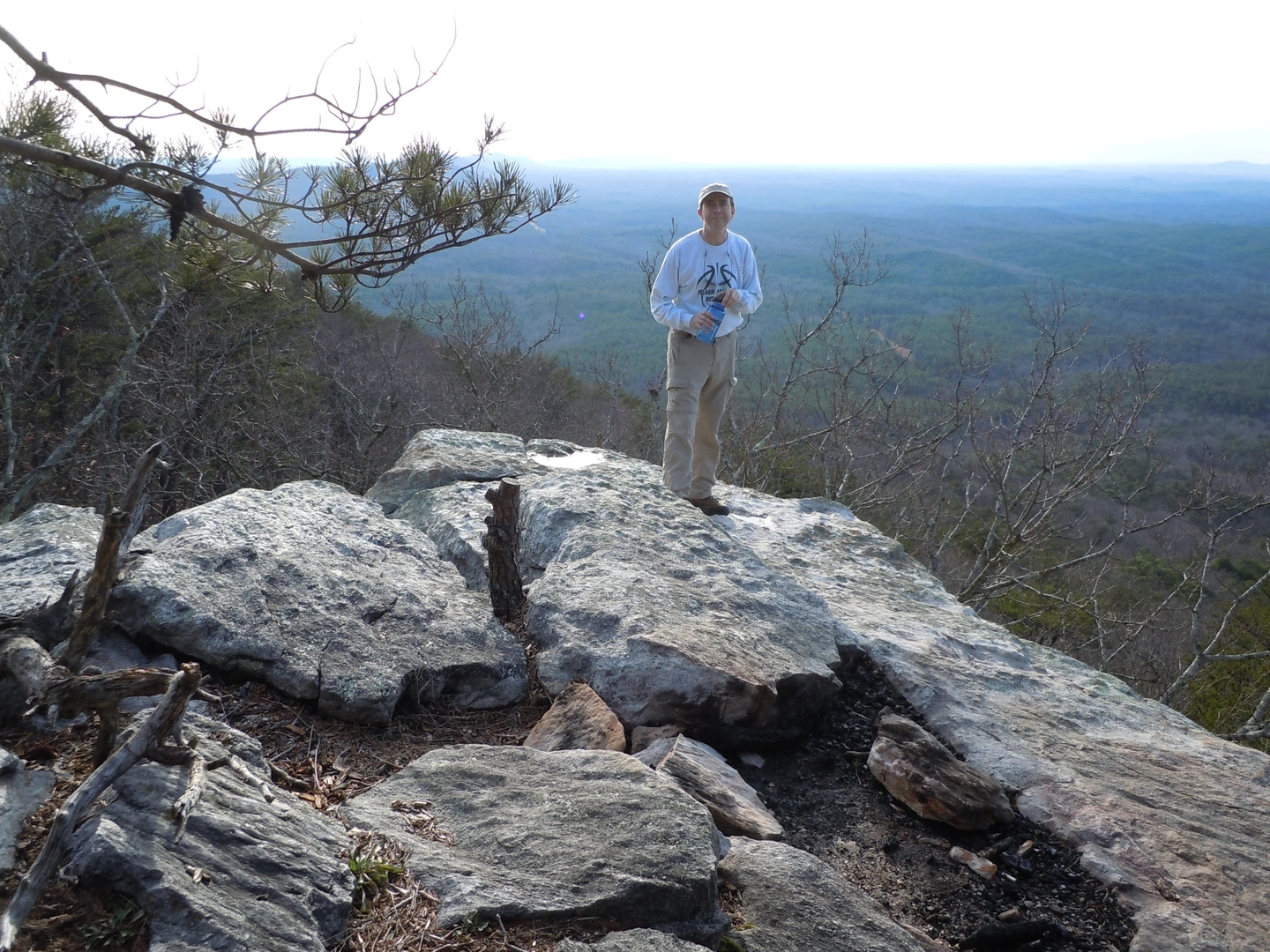 An image depicting the trail Mount McDill Loop and its surrounding area.