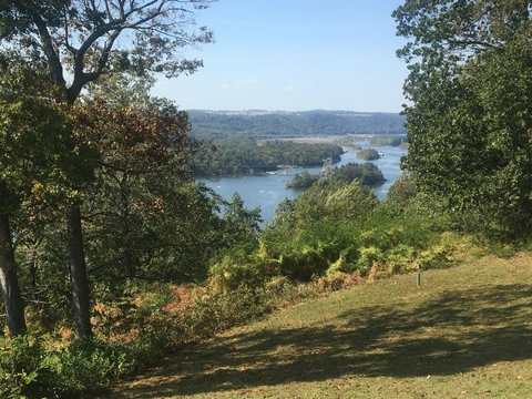 Phites Eddy Loop Trail