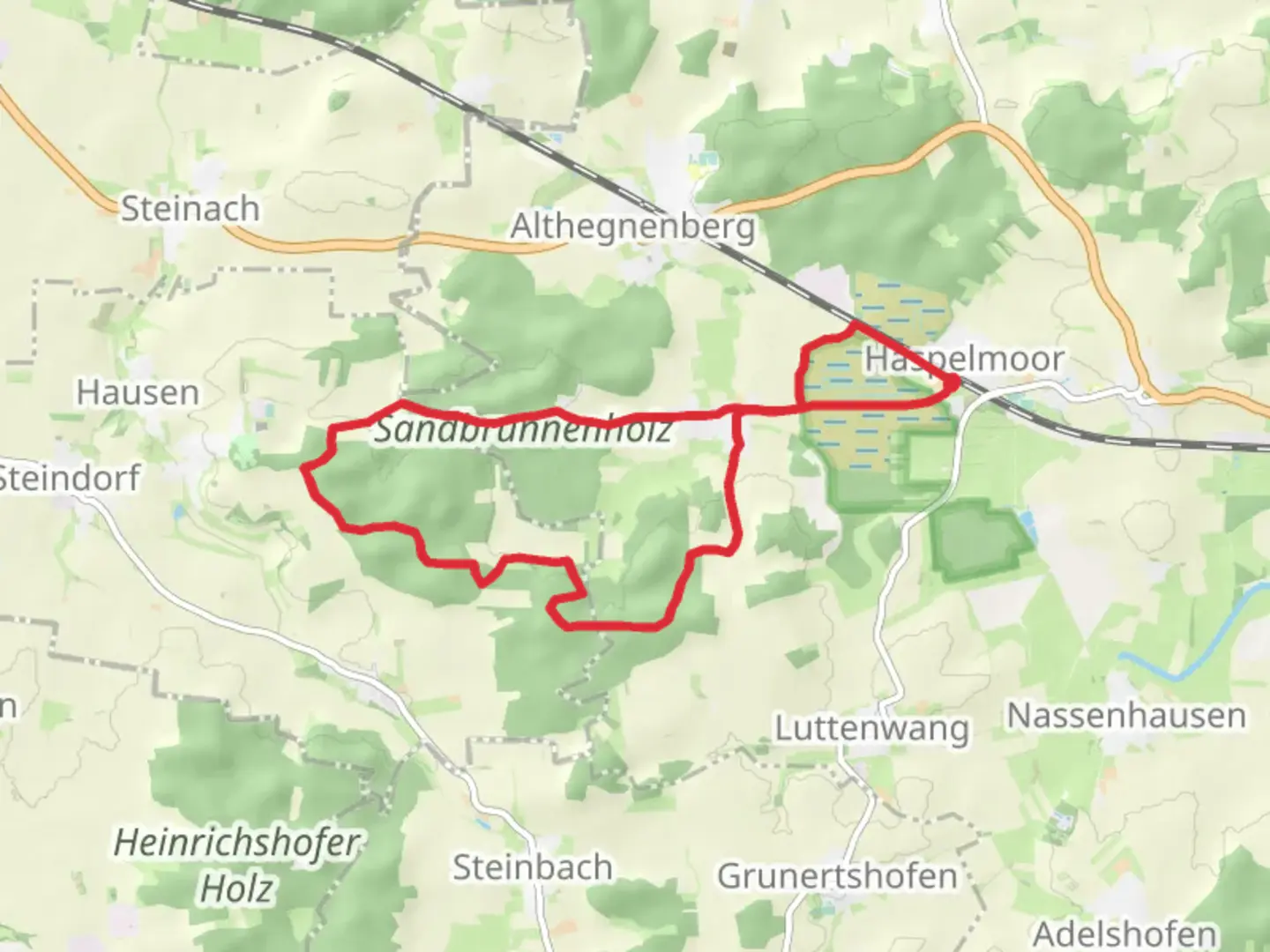 An image depicting the trail Sandbrunnenholz and Haspelmoor Loop and its surrounding area.