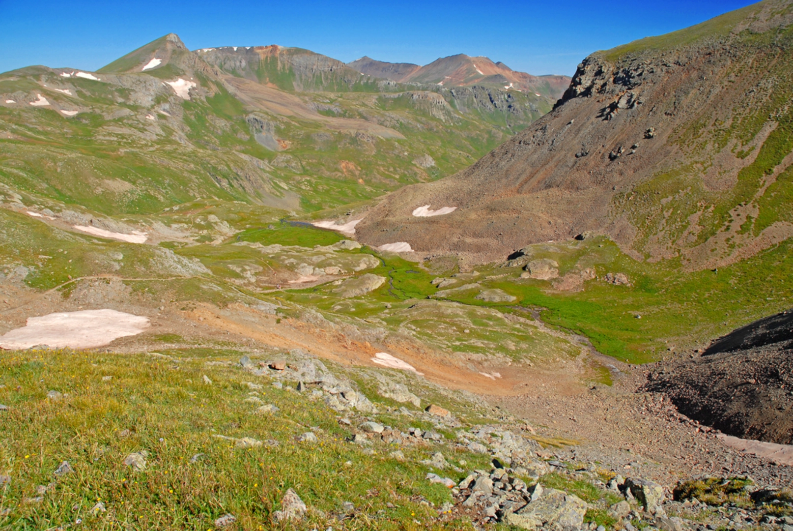 An image depicting the trail Handies Peak Trail and its surrounding area.
