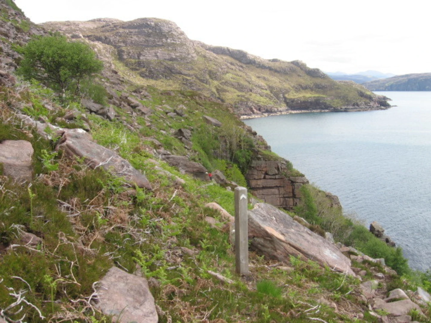An image depicting the trail Blughasary to Culnacraig via Dùn Canna and its surrounding area.