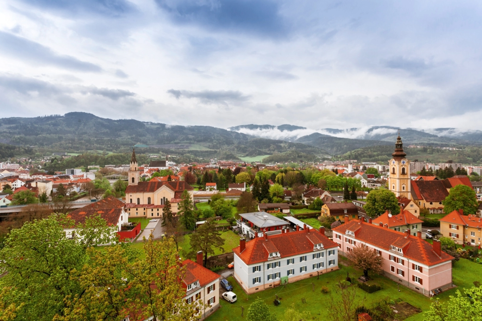 An image depicting the trail BergZeitReisen Hike and its surrounding area.