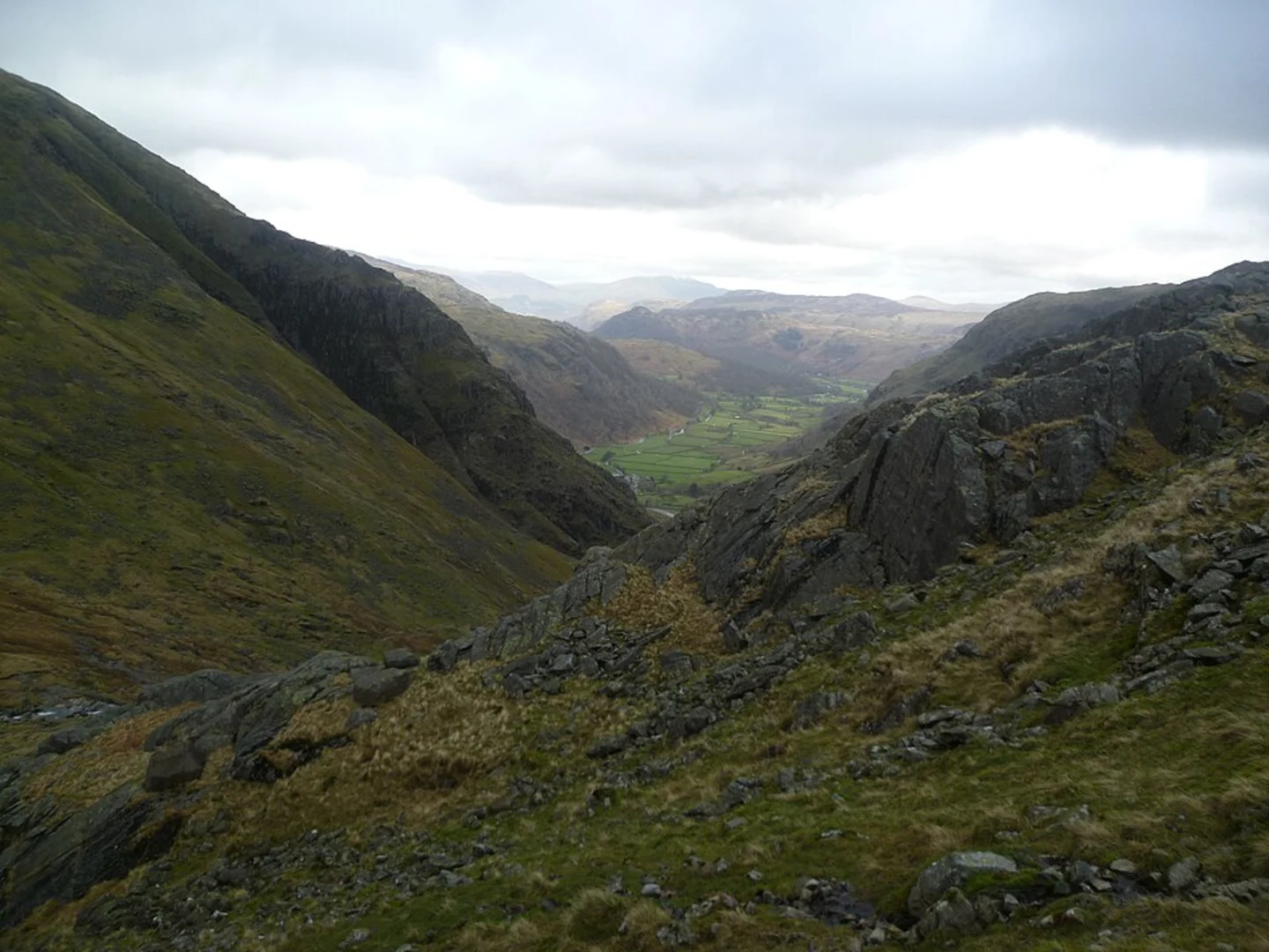 An image depicting the trail Sty Head, Seathwaite Fell, Spout Head and Lingmell Col Loop and its surrounding area.