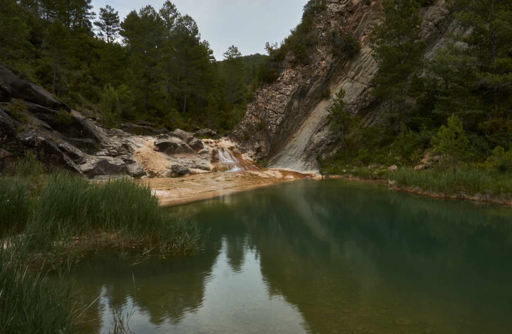 An image depicting the trail Villalangua - Salinas de Jaca PR HU 097-a and its surrounding area.