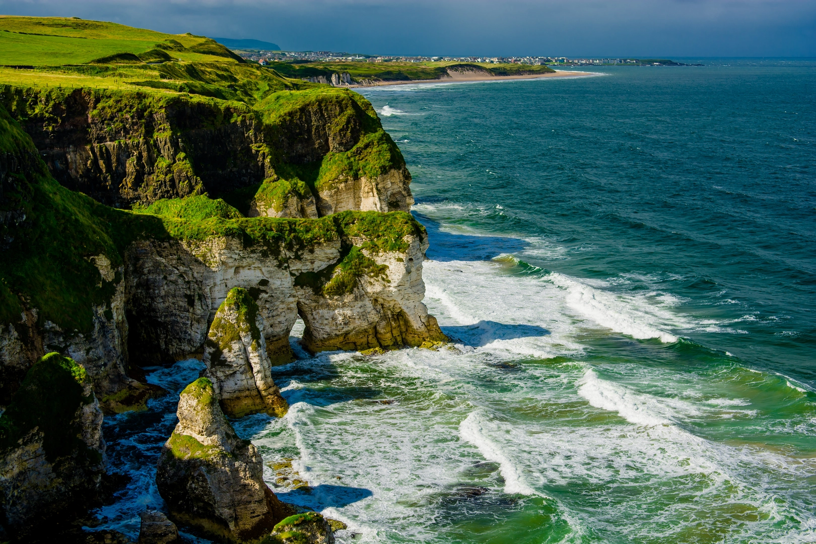 An image depicting the trail Portrush to Bushmills and its surrounding area.