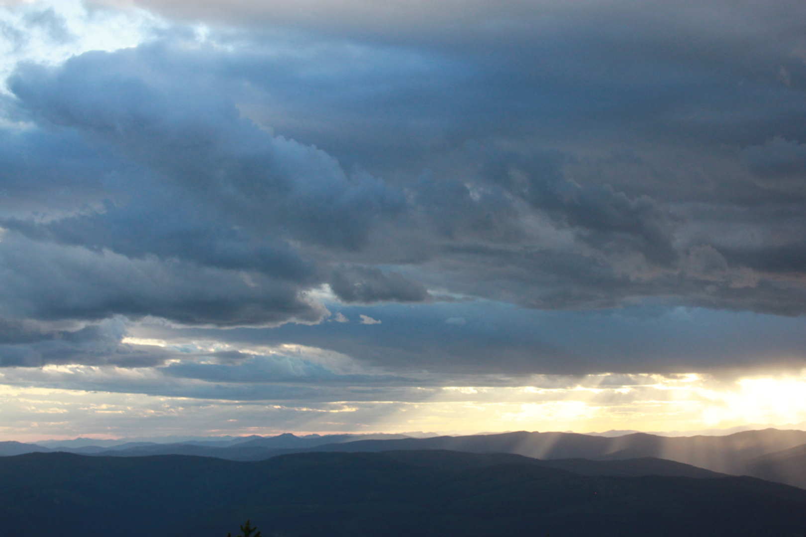An image depicting the trail Warex Peak Trail and its surrounding area.