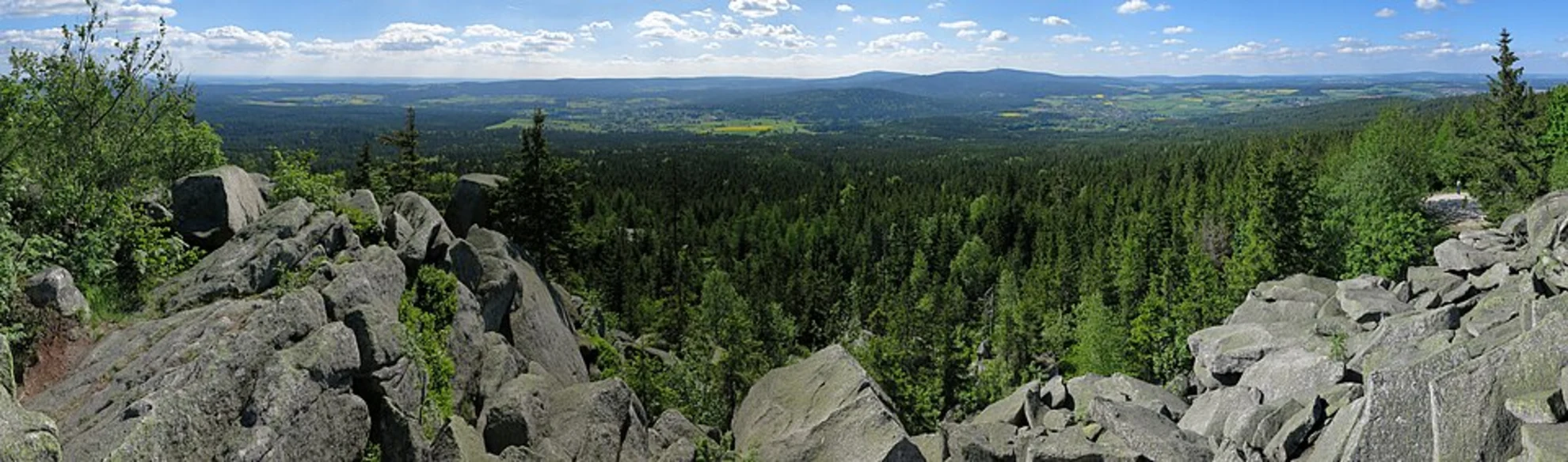 An image depicting the trail Kösseine Peak Loop via Rund um die Kösseine and its surrounding area.