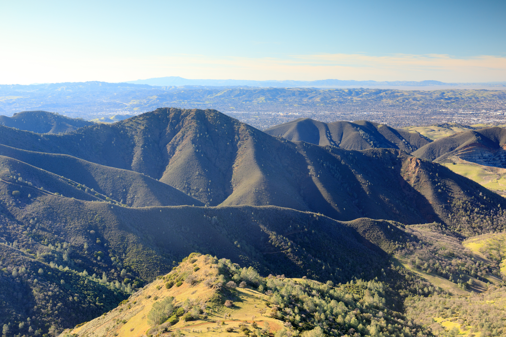 An image depicting the trail North Peak, Mount Diablo, Eagle Peak, Twin Peaks and Black Point Loop and its surrounding area.