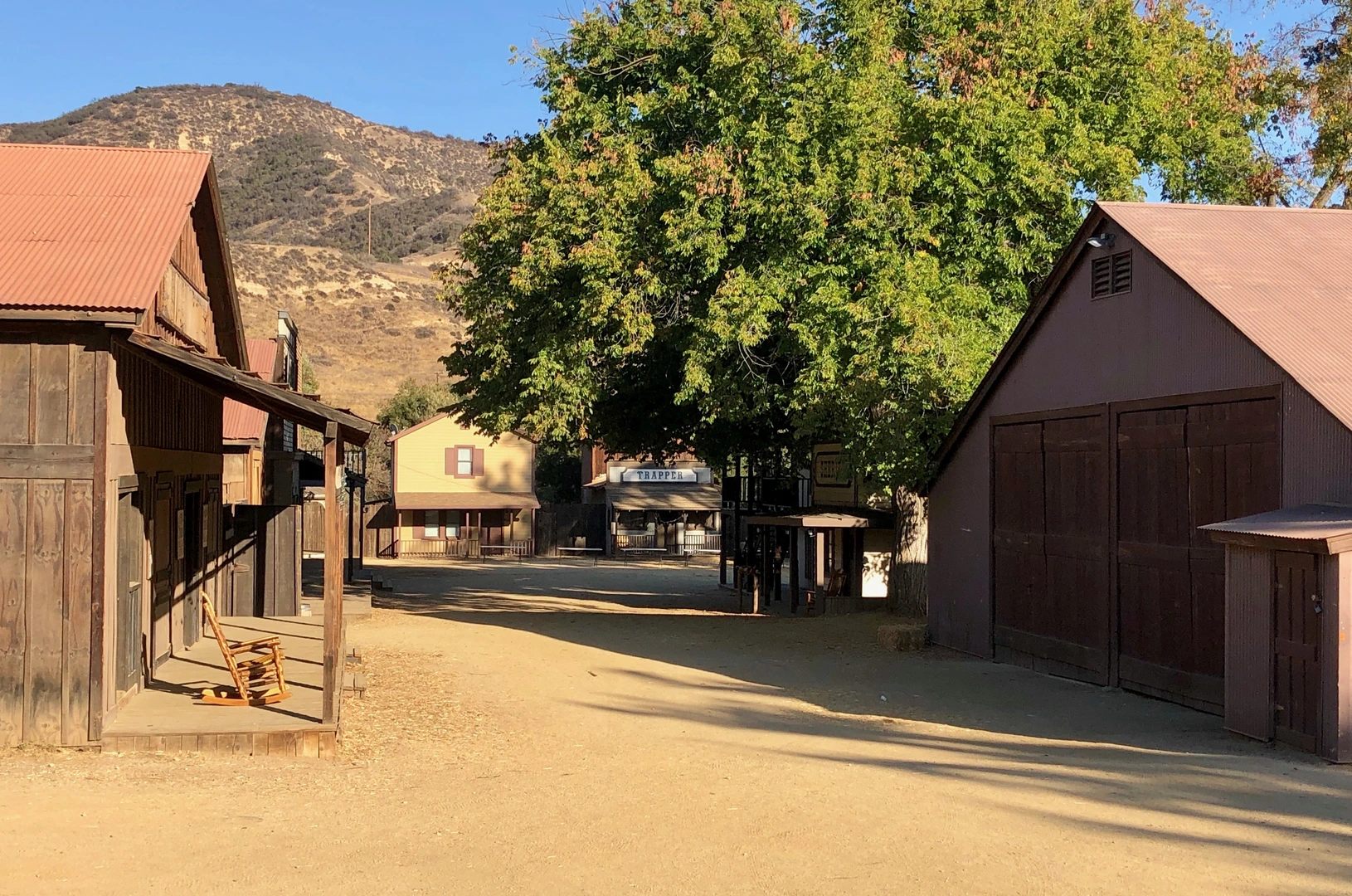 An image depicting the trail Paramount Ranch Road North West Loop and its surrounding area.