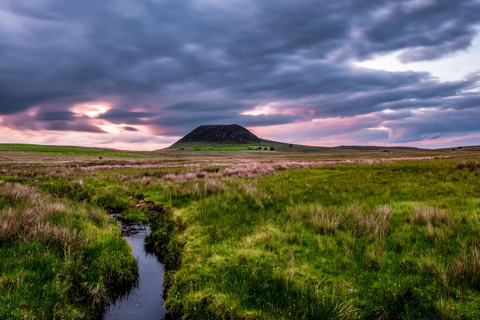 An image depicting the trail Antrim Hills Way and its surrounding area.