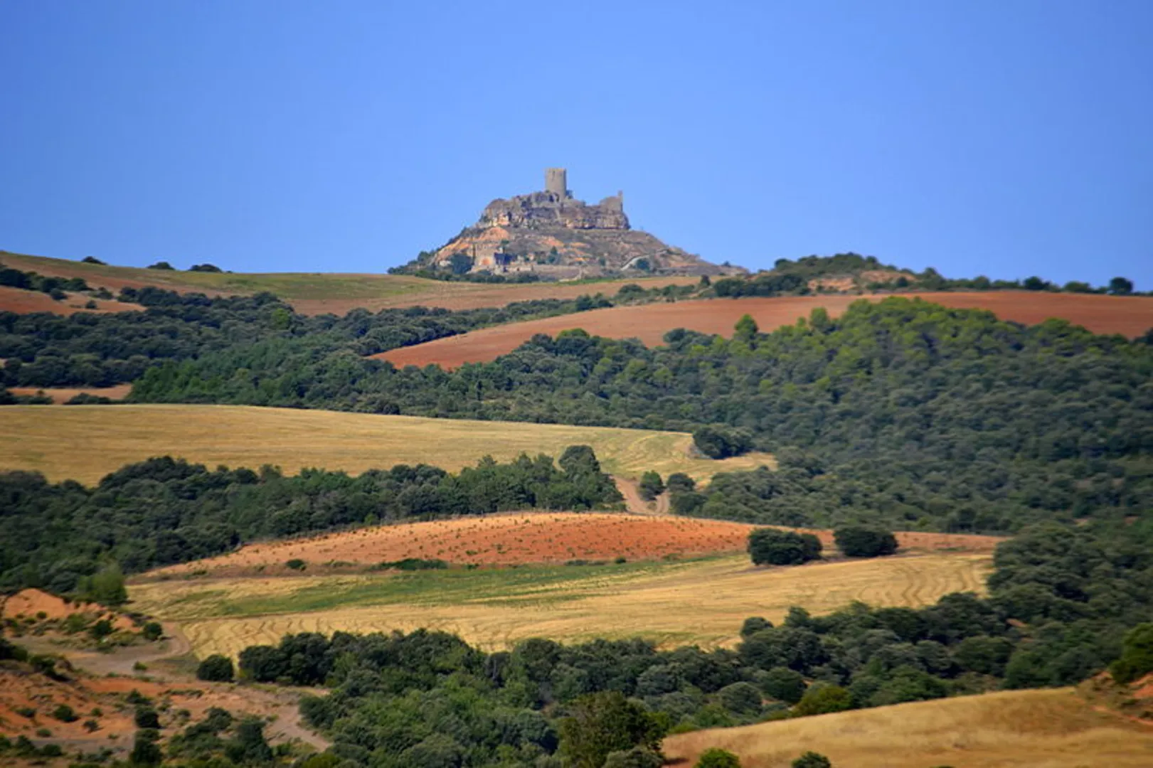 An image depicting the trail Houses of Hostalet - Mas de Quintilla PR HU 204 and its surrounding area.