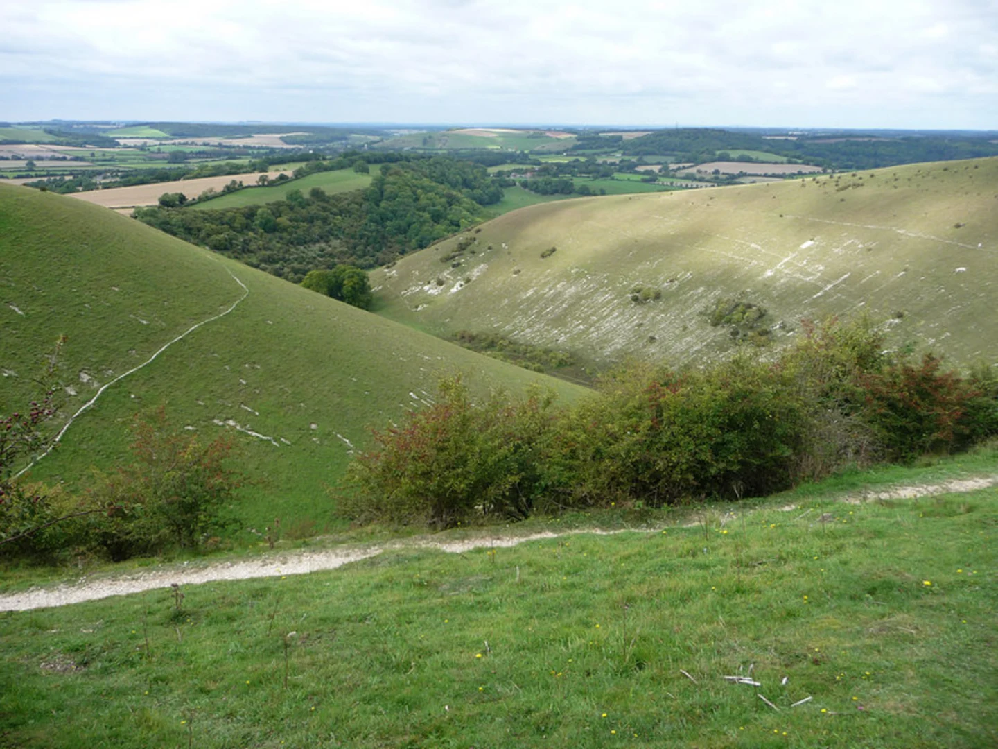 An image depicting the trail Rake Bottom and Cross Dykes and its surrounding area.