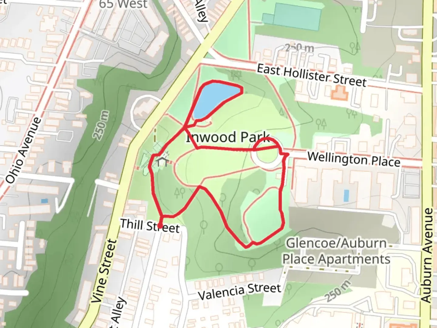An image depicting the trail Inwood Park Loop and its surrounding area.