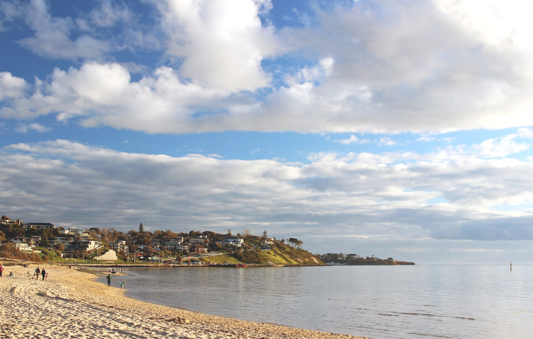 An image depicting the trail Frankston South to Mount Eliza Walk and its surrounding area.