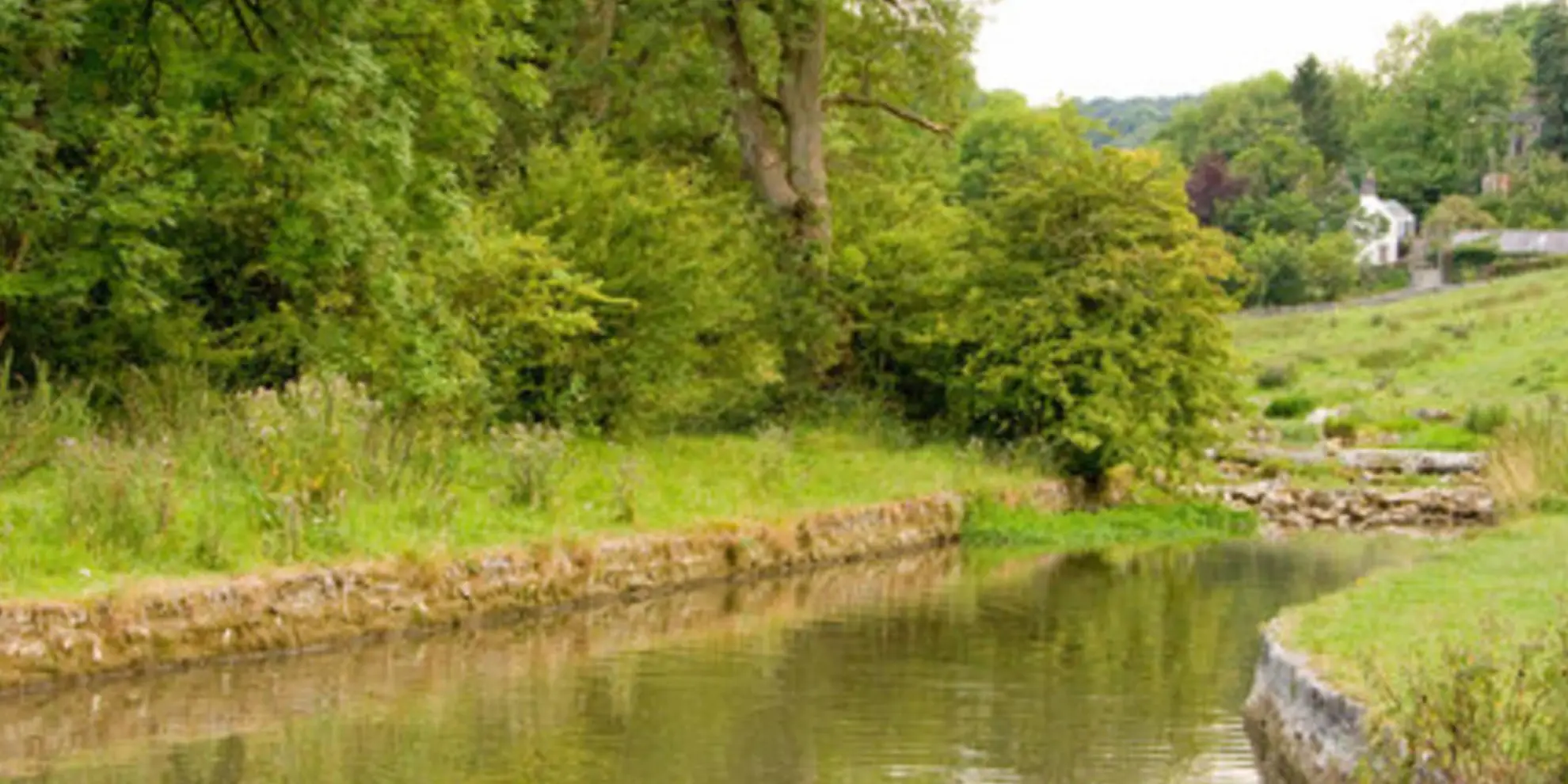 An image depicting the trail Middleton by Youlgreave and River Bradford and its surrounding area.