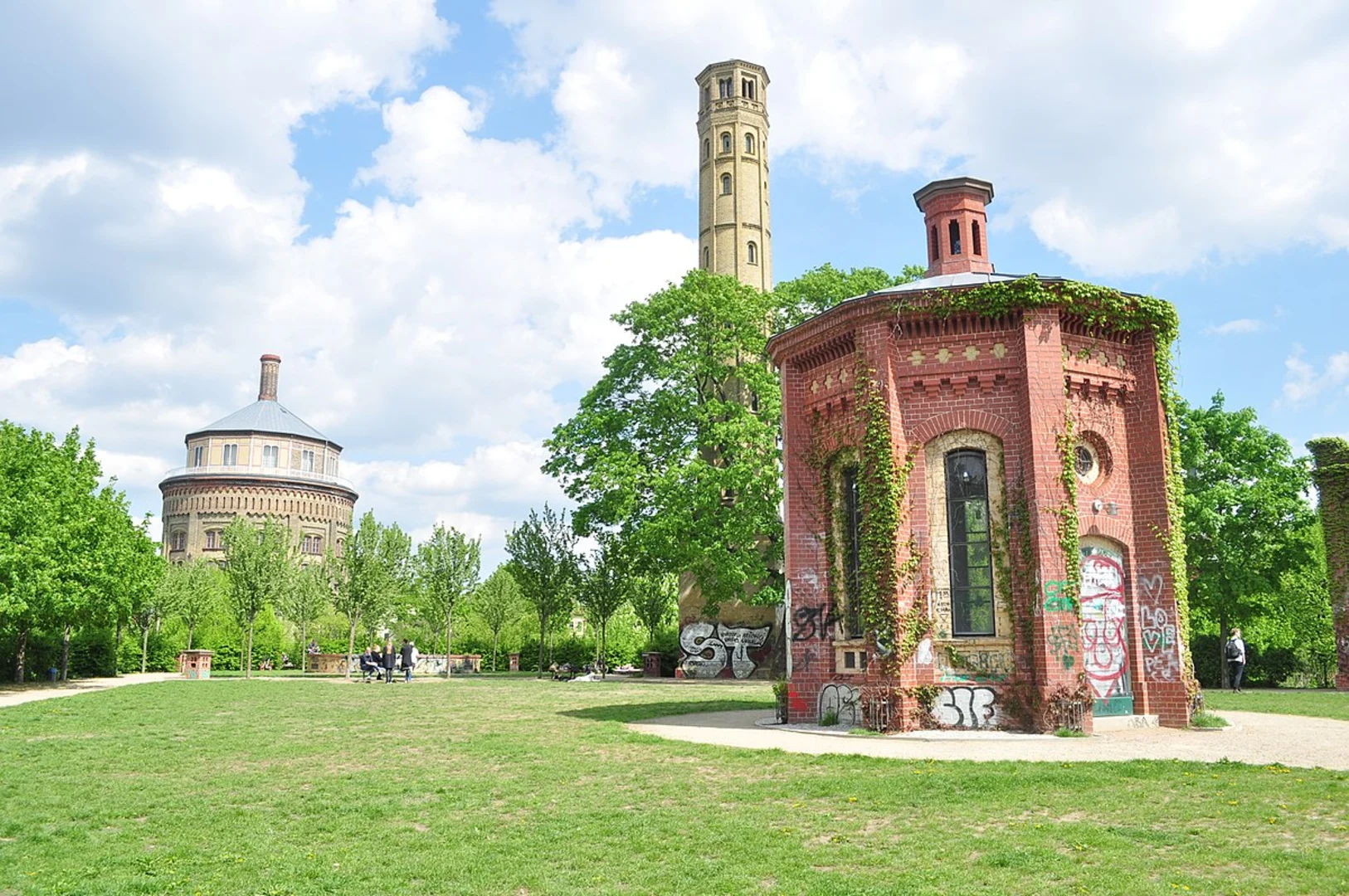 An image depicting the trail Wasserturm Loop and its surrounding area.