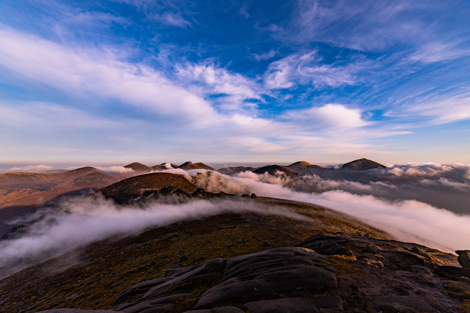 An image depicting the trail Slieve Binnian and its surrounding area.