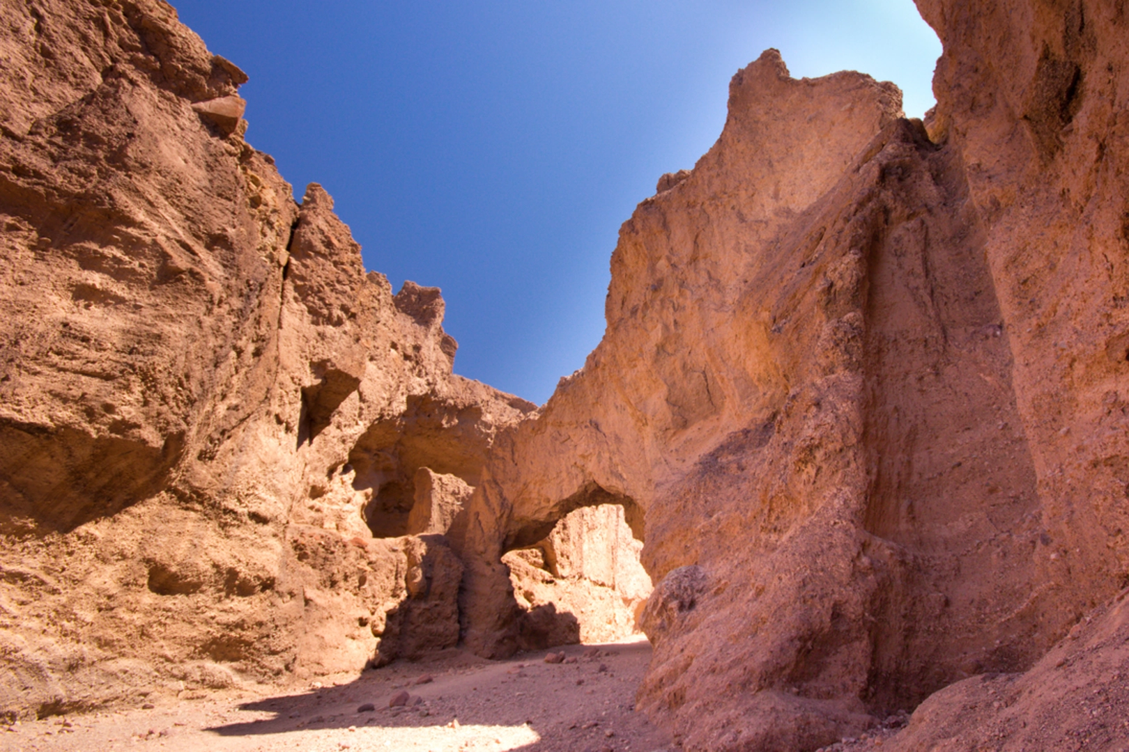 An image depicting the trail Death Valley Natural Bridge Trail and its surrounding area.
