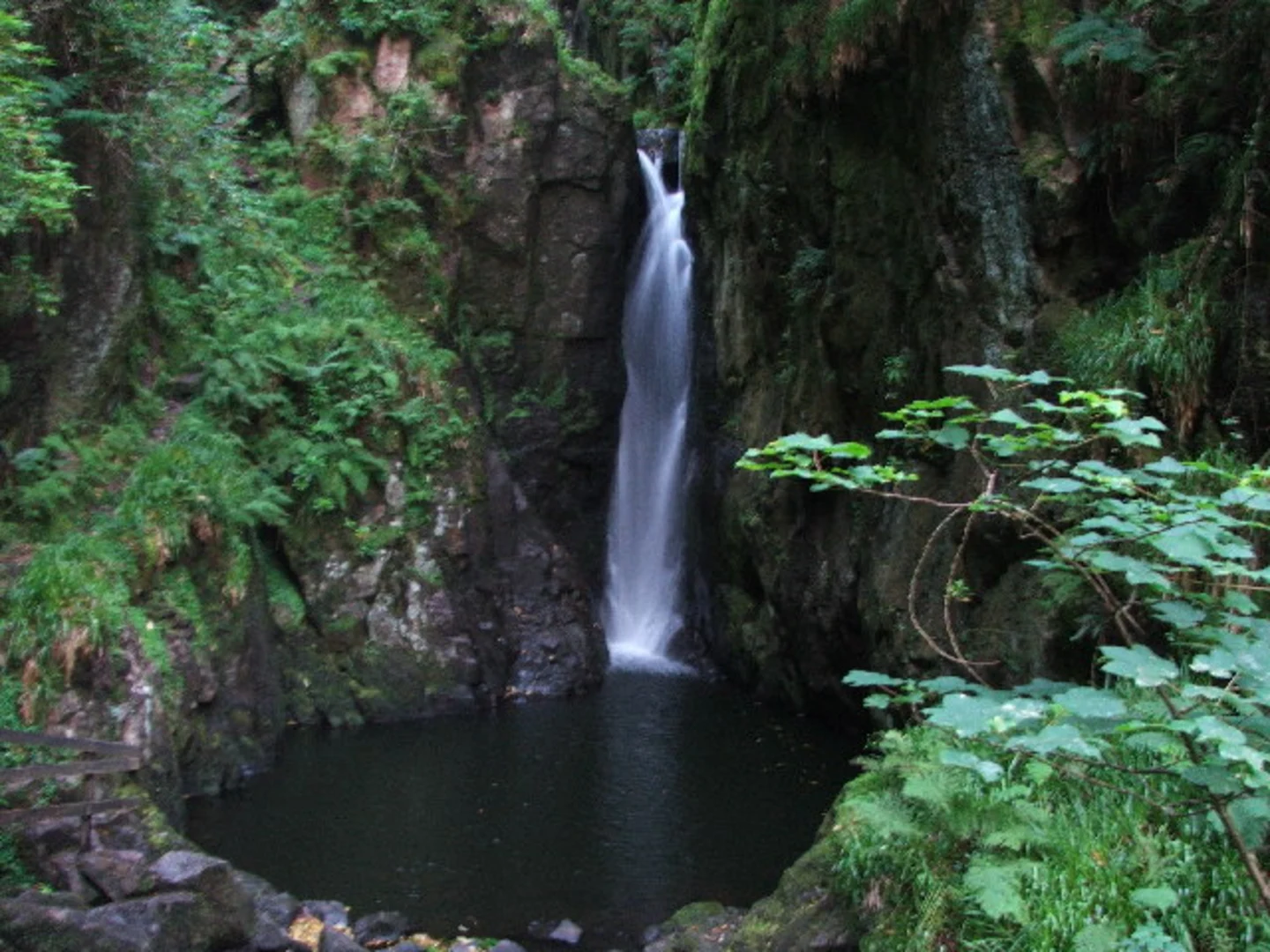 An image depicting the trail Gill Force Waterfall, Stanley Force Waterfall and Underbank Loop and its surrounding area.
