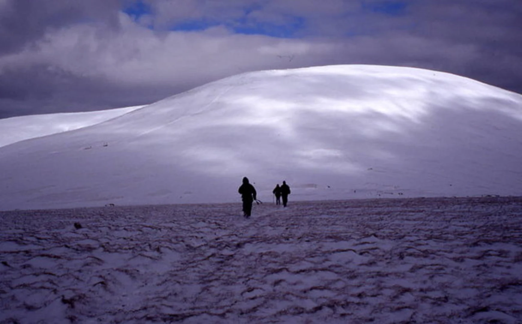 An image depicting the trail Lugnaquilla via Slievemaan and its surrounding area.