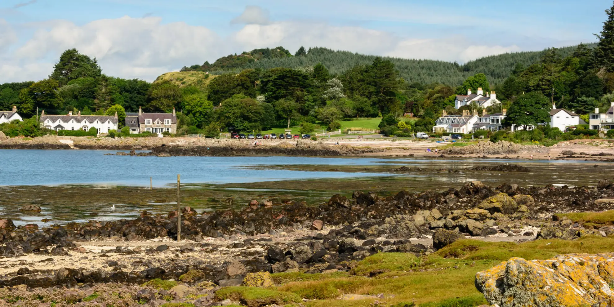 An image depicting the trail Rockcliffe to Sandyhills via Castlehill Point and its surrounding area.