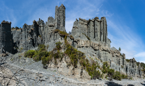 Pinnacles Track - Up the Streambed