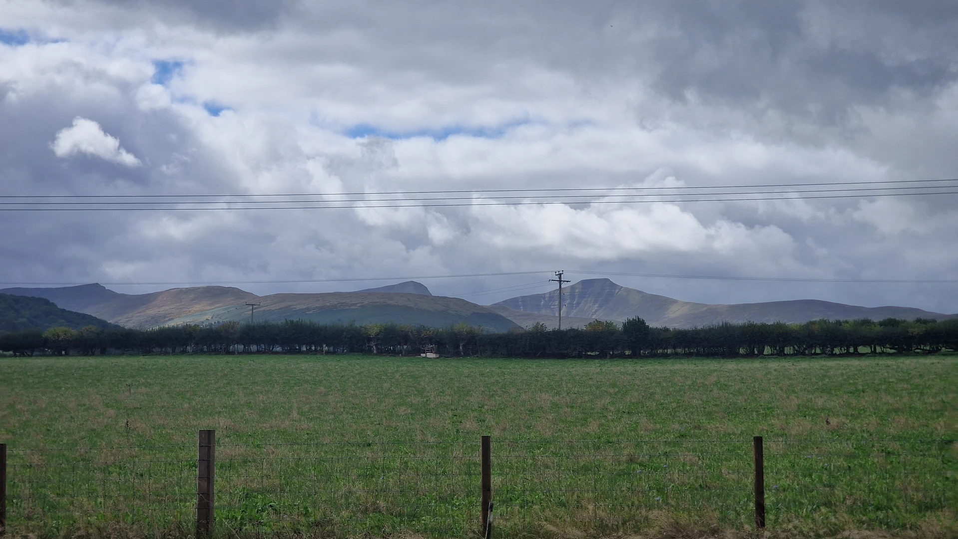 An image depicting the trail Pencelli from CAMC Site and its surrounding area.
