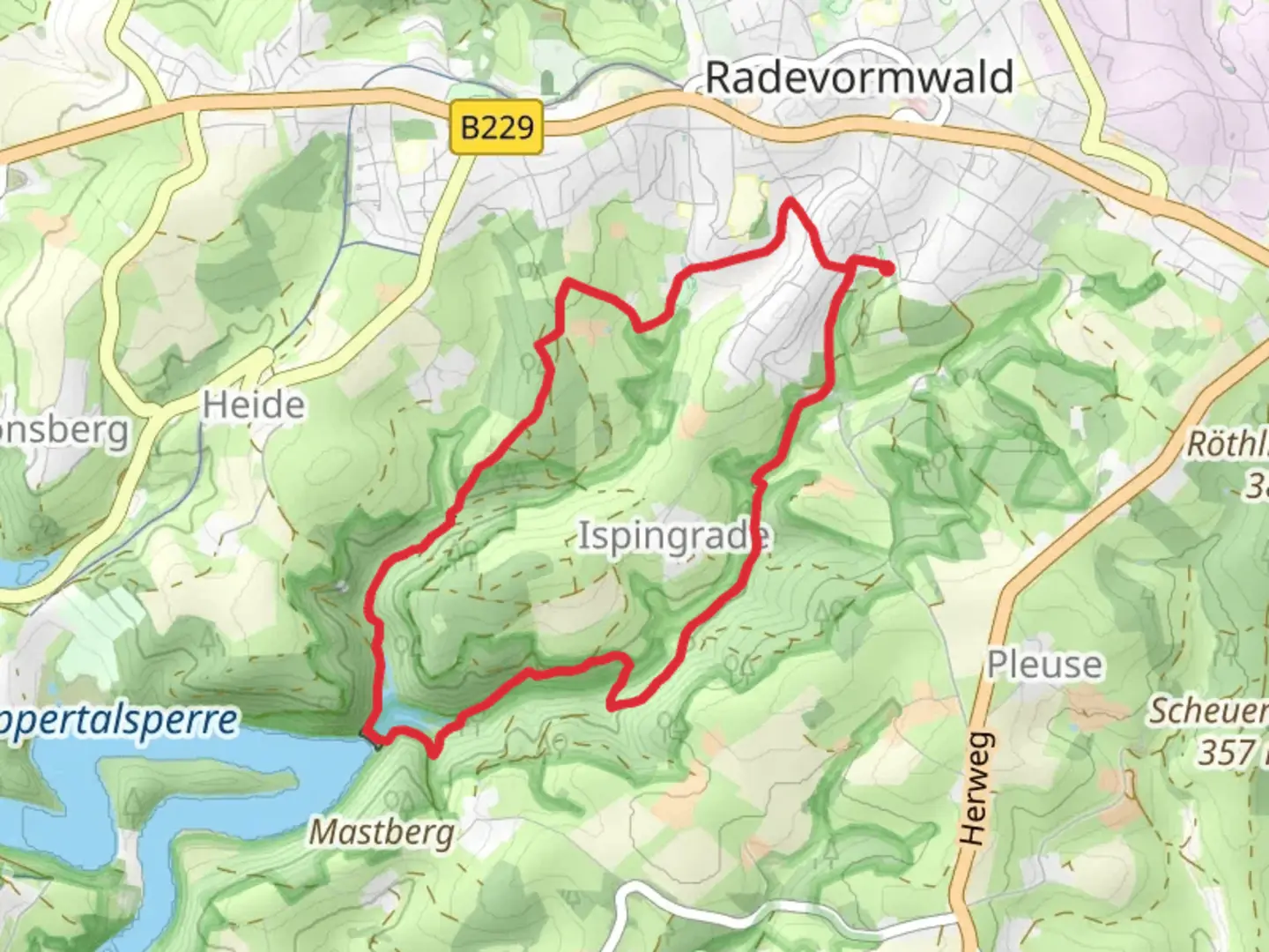 An image depicting the trail Wiebach Vorsperre via Hölterhof Rundweg and its surrounding area.