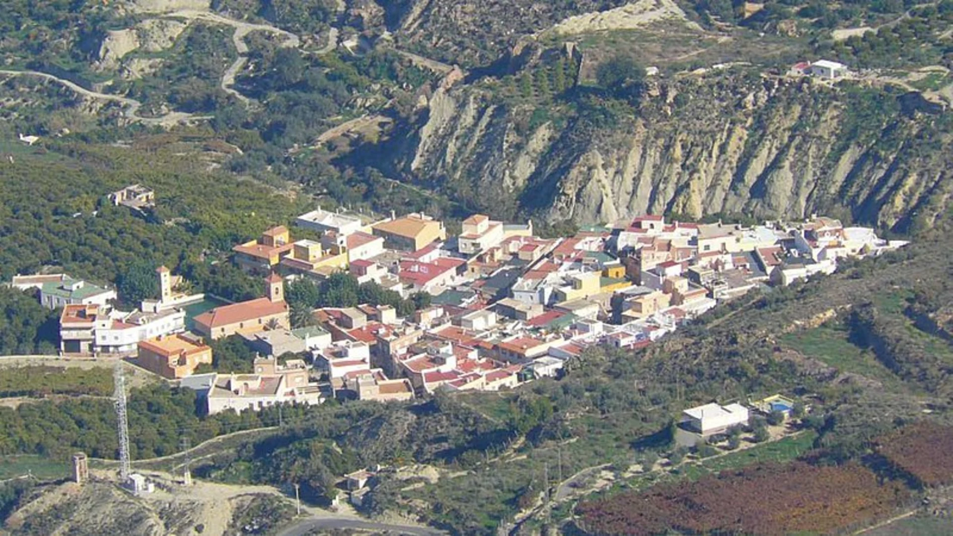 An image depicting the trail From Alicun to Gatuna PR A 307 and its surrounding area.