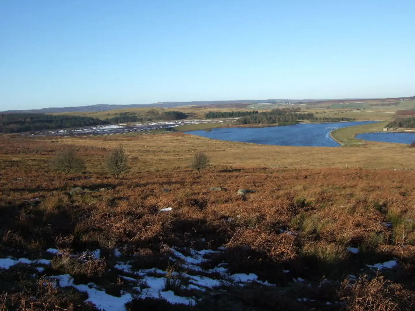 An image depicting the trail Ringinglow Loop via Redmires Reservoir and its surrounding area.