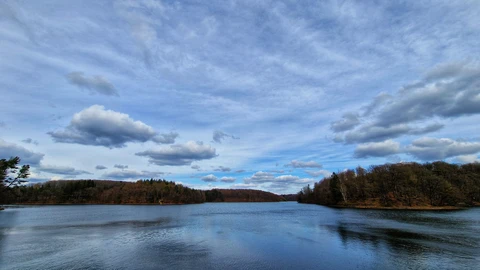 Neyetalsperre mit Panorama Steig