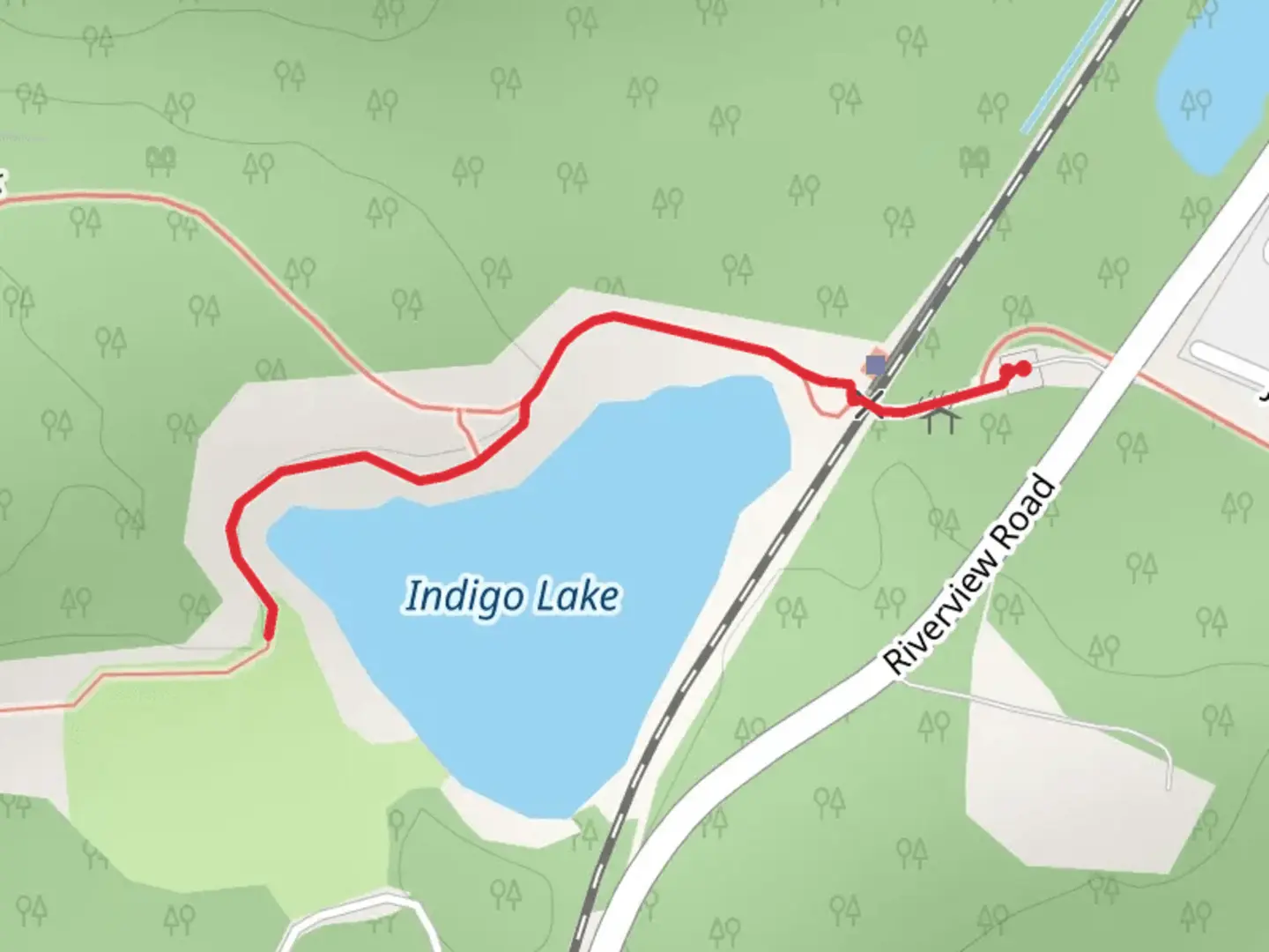 An image depicting the trail Indigo Lake and its surrounding area.